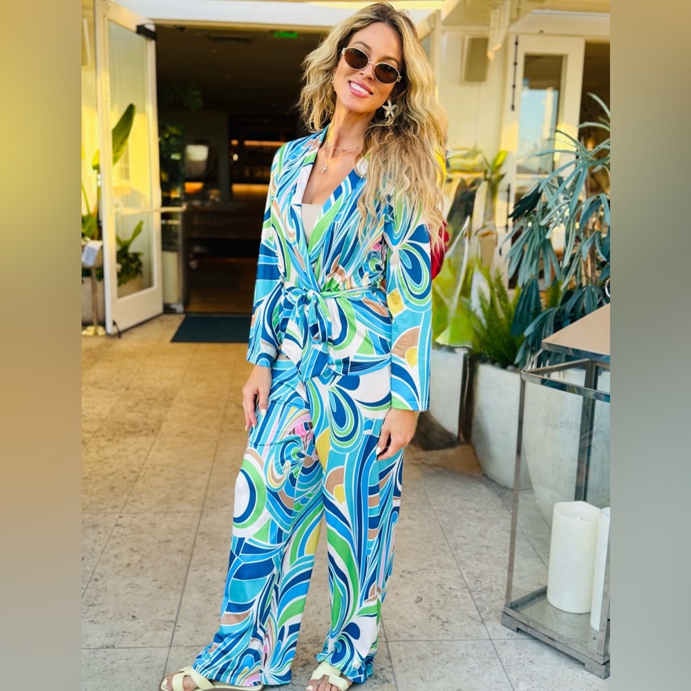 FASHION NOVA Stylish Blue Patterned Pants and Wrap Top Set